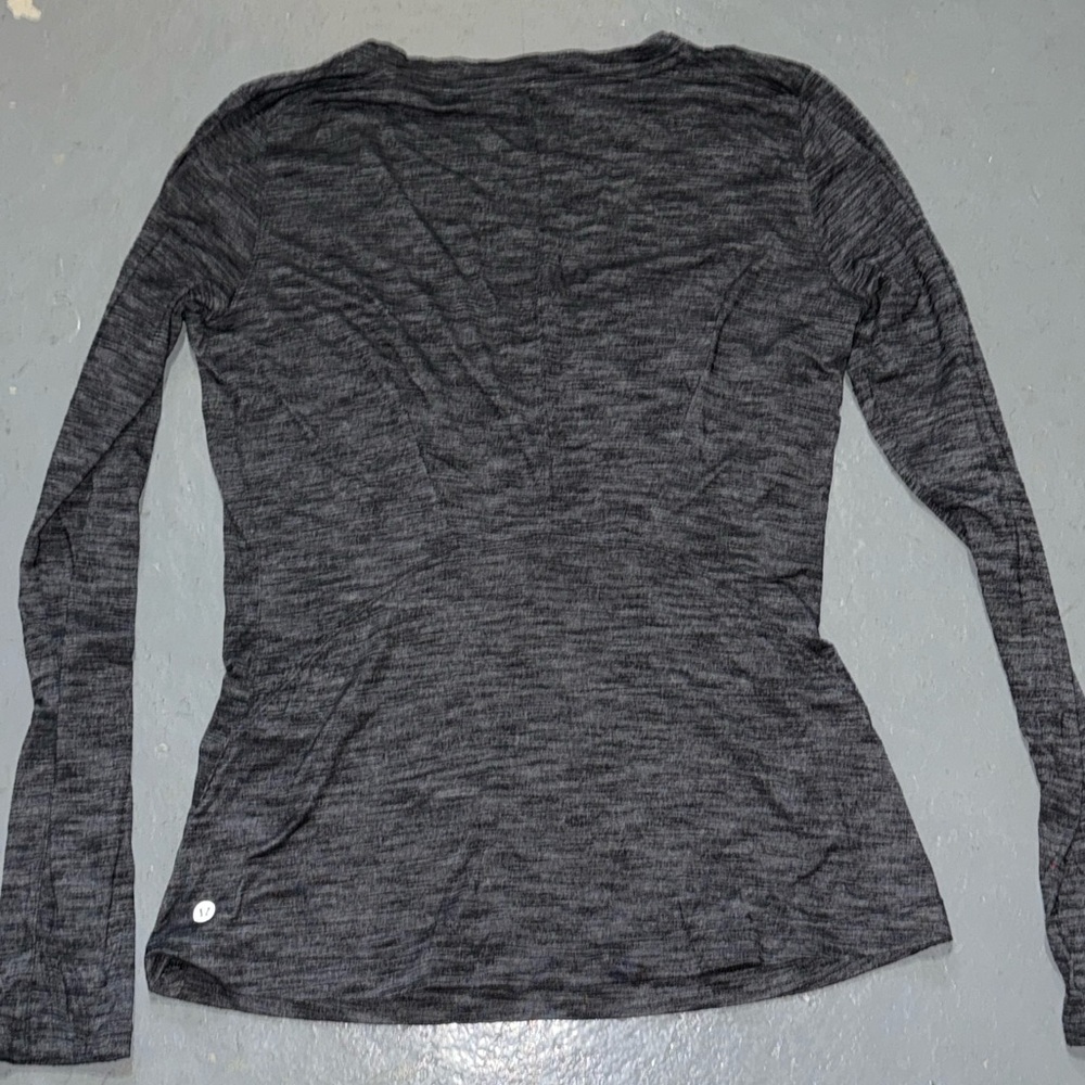Women's Black Long Sleeve Top